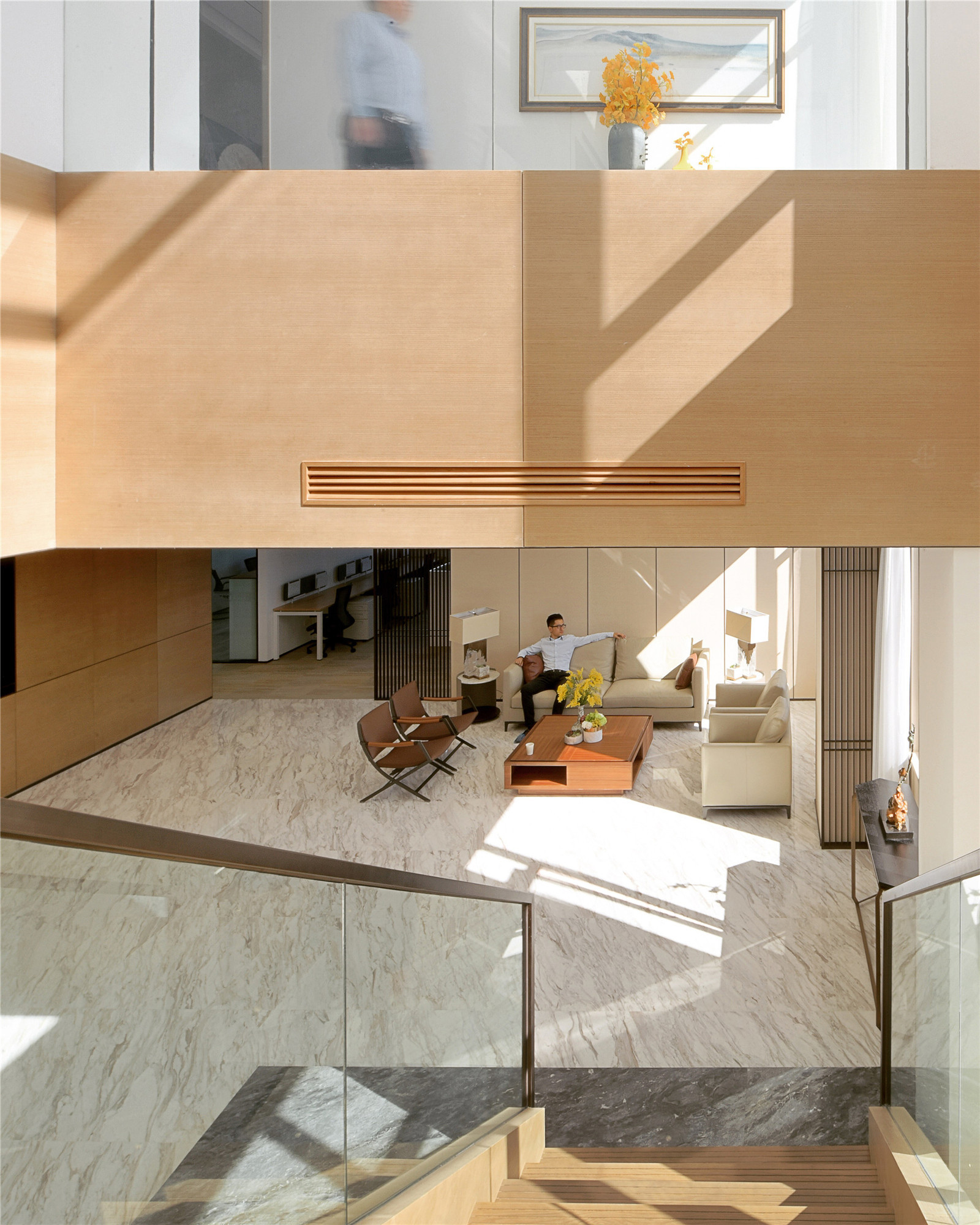 EVERSUN: The office space integrates technology with humanistic values