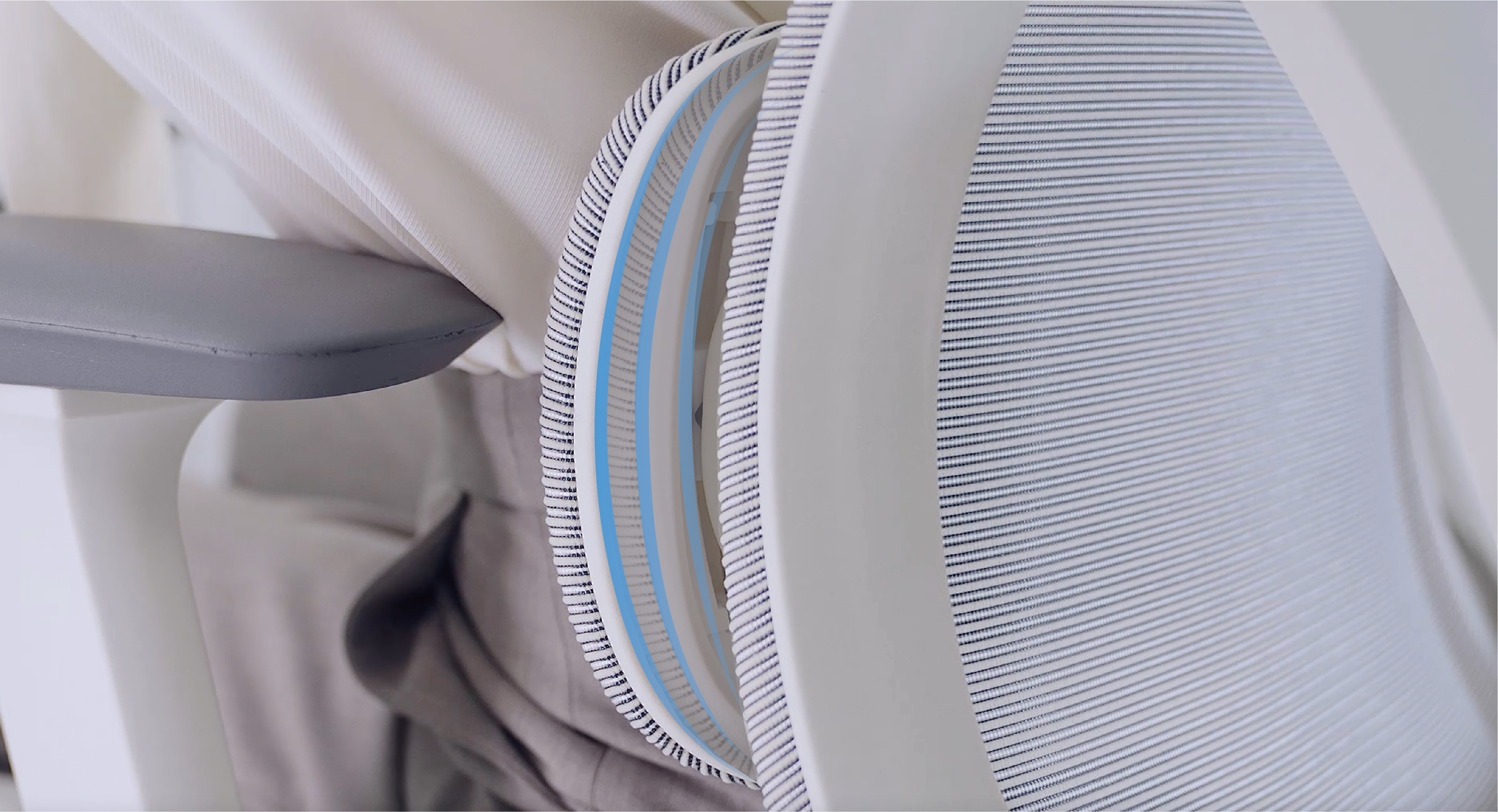 Soft-Joint Passive Lumbar with Flexible Positioning