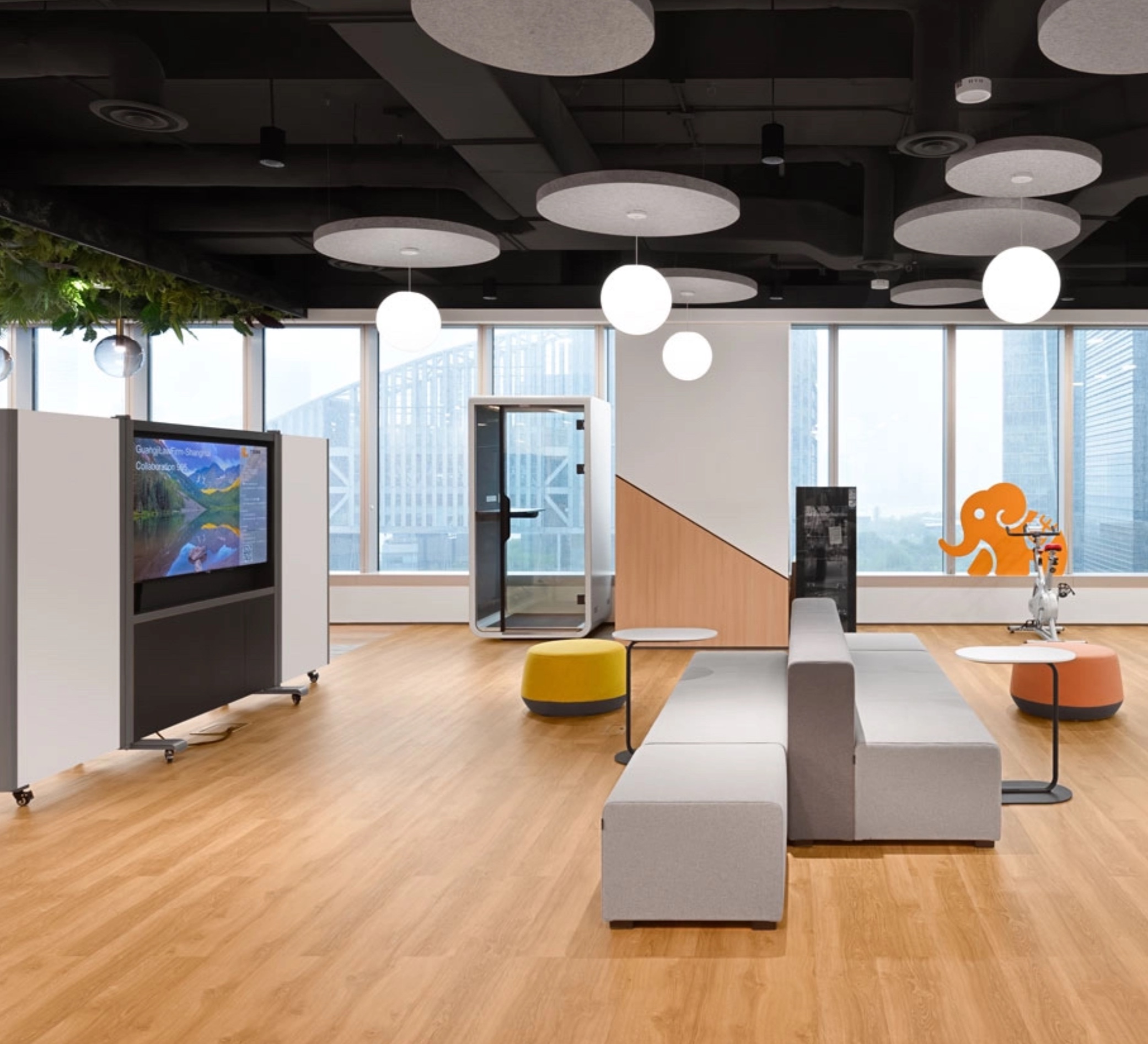 Unleashing Creativity with Modular Flexibility