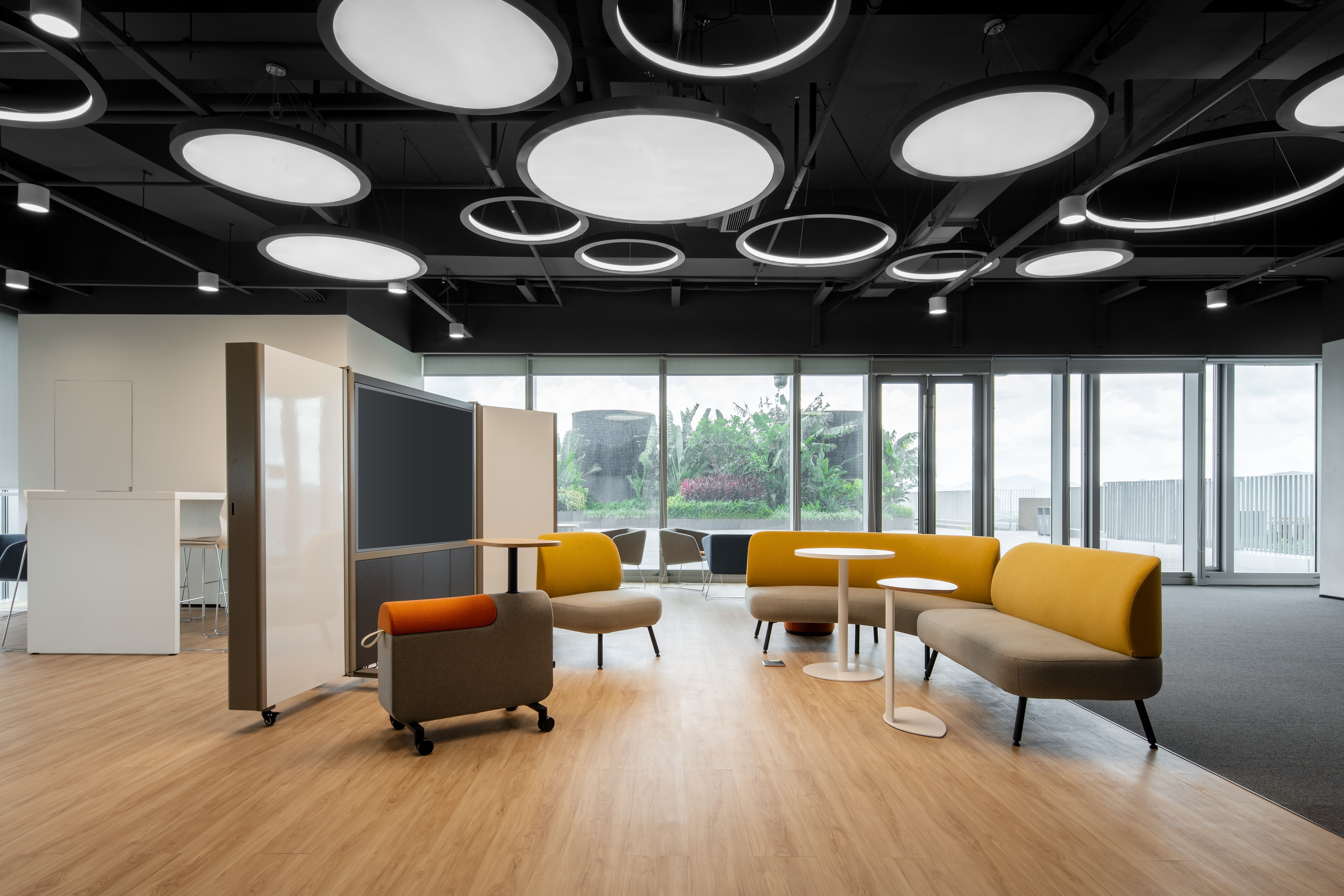 SHENZHEN ENERGY Real Estate: From Traditional Office to Innovation Hub